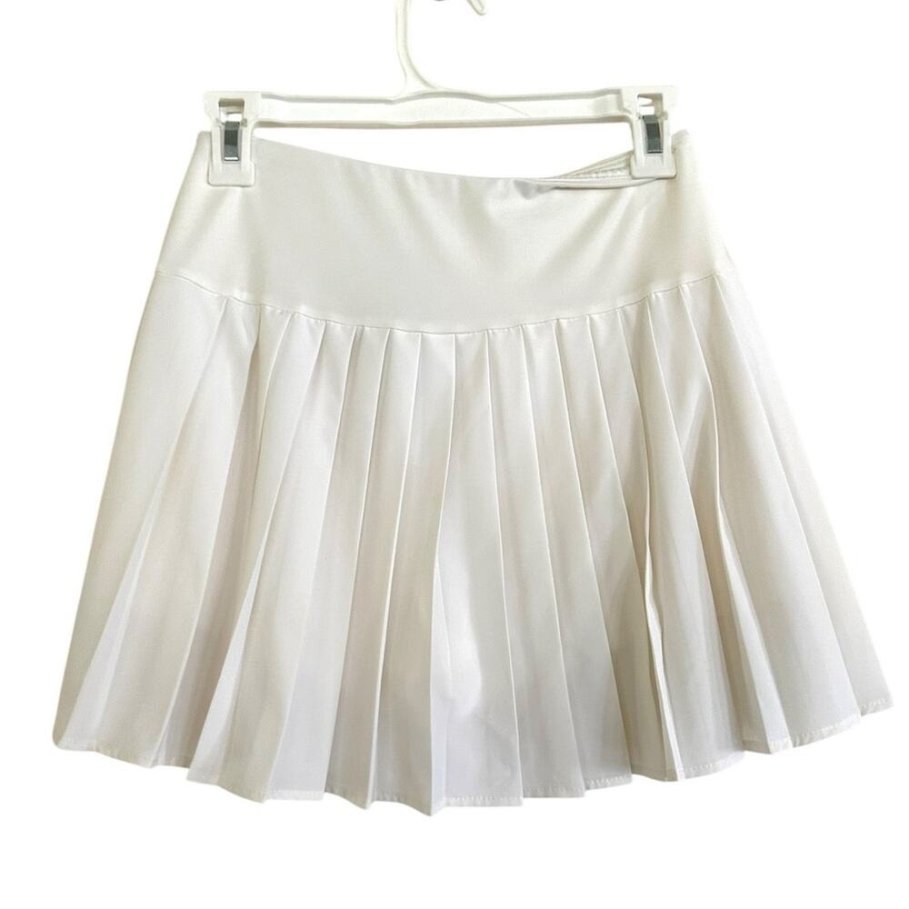 Forever 21 Active Pleated Skort white size medium - Picture 3 of 8